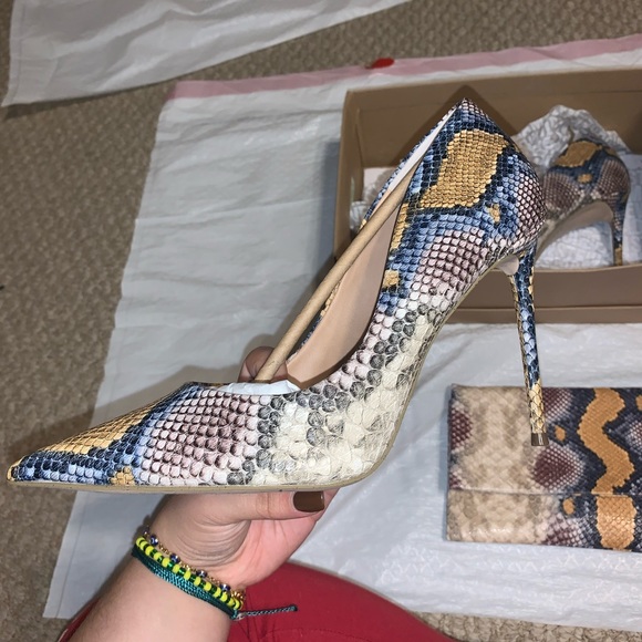 Vala Naturalblue Multi Snake Pumps And 